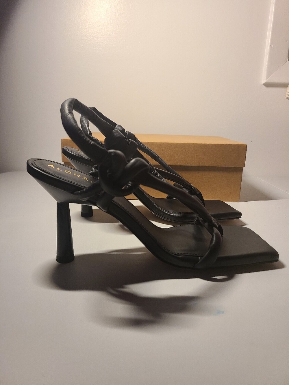 Alohas - Sheila Black High Heel Sandals Womens Size 8.5 (39) - Picture 4 of 11